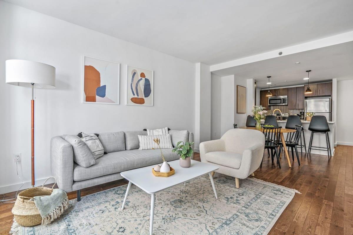 260 West 26th Street, 6P