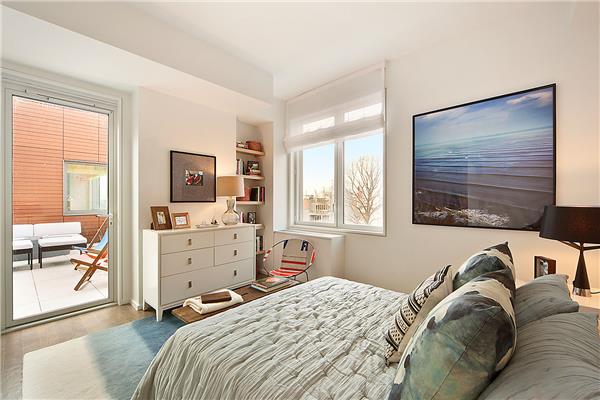202 8th Street, 10C