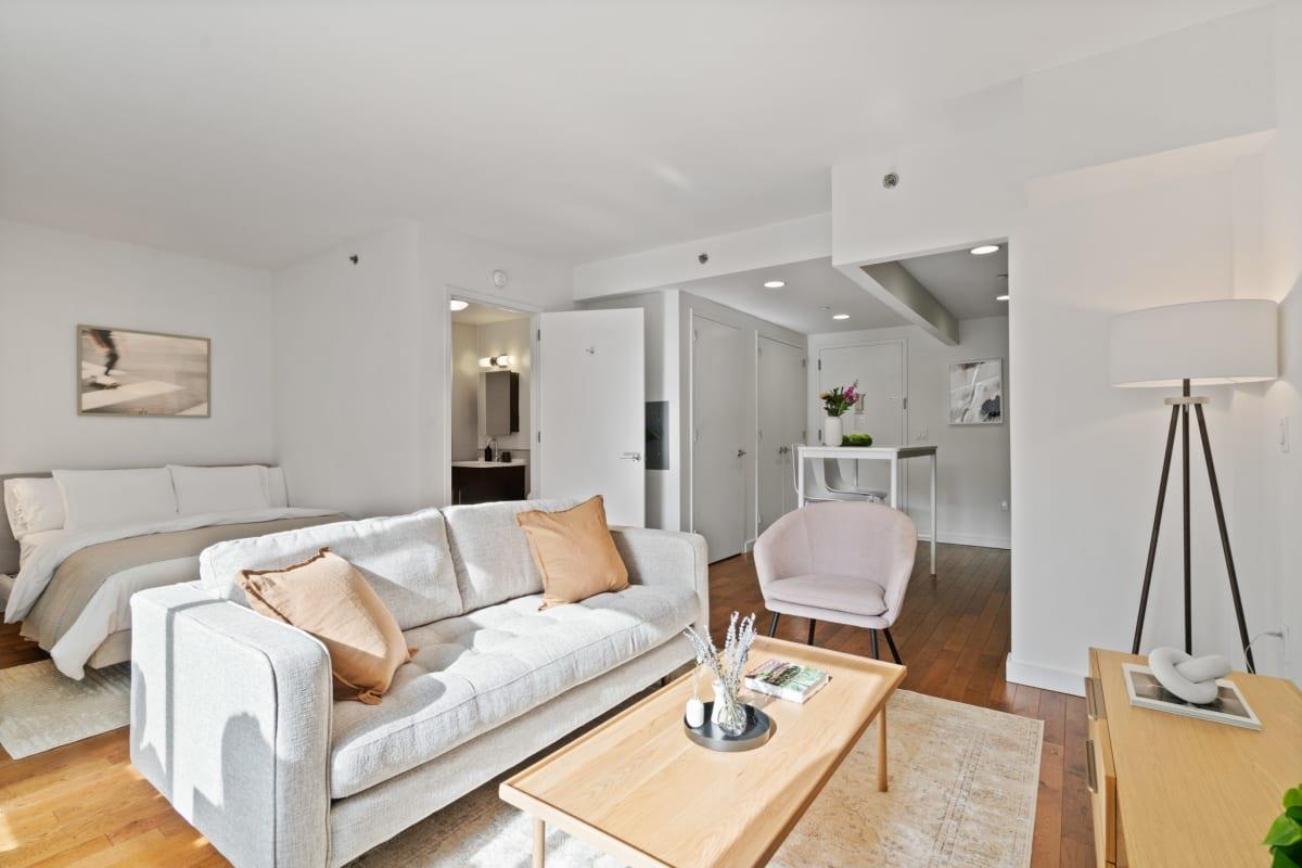 260 West 26th Street, 9B