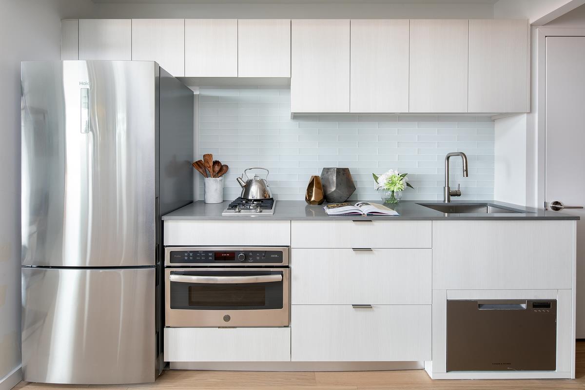 37-46 72nd Street, 8P