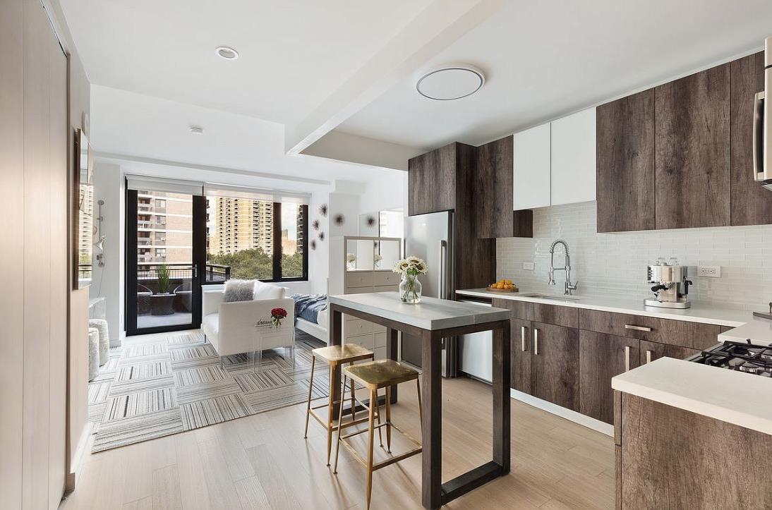 29 Cliff Street #4C