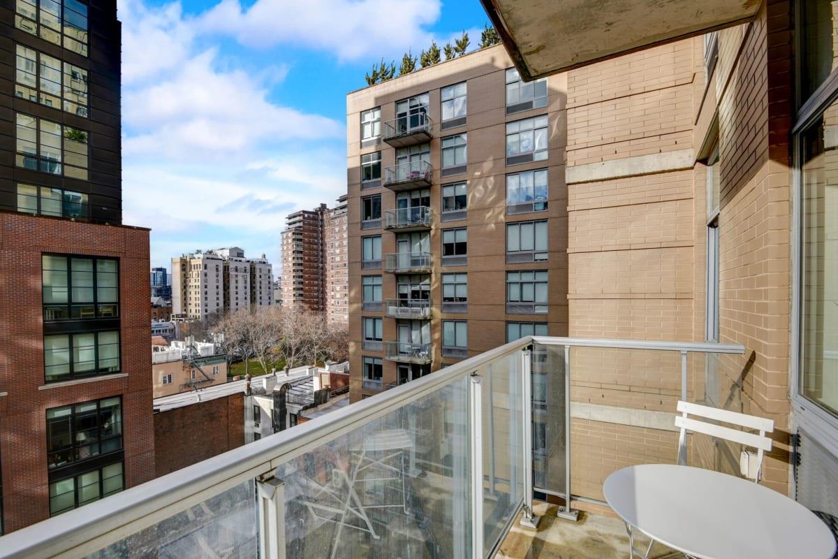 260 West 26th Street, 8U