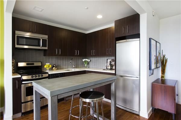 260 West 26th Street, 3U