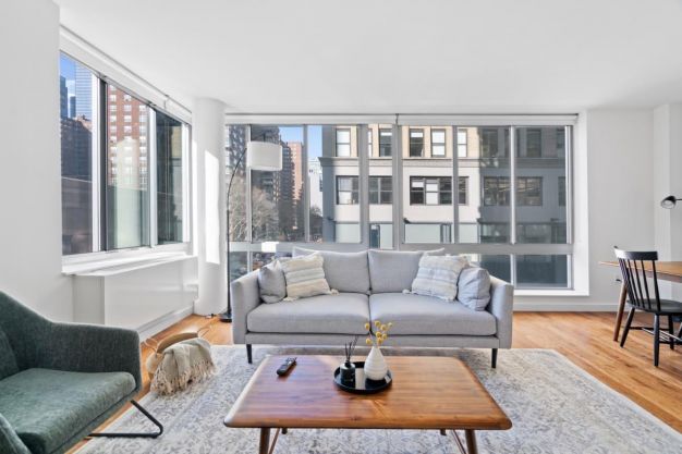 260 West 26th Street, 3K